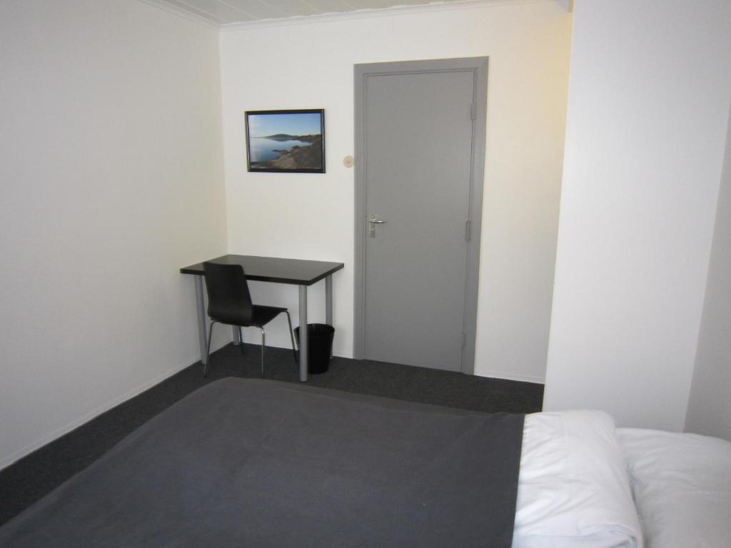Froland Hostel Froland Verk Habitación foto